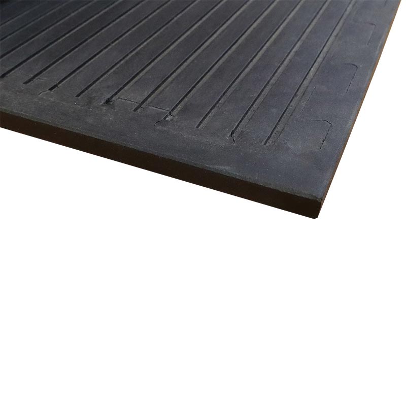 Dyno Interlocking Rubber Stall Mat w/Edging 4' x 6' FarmTek